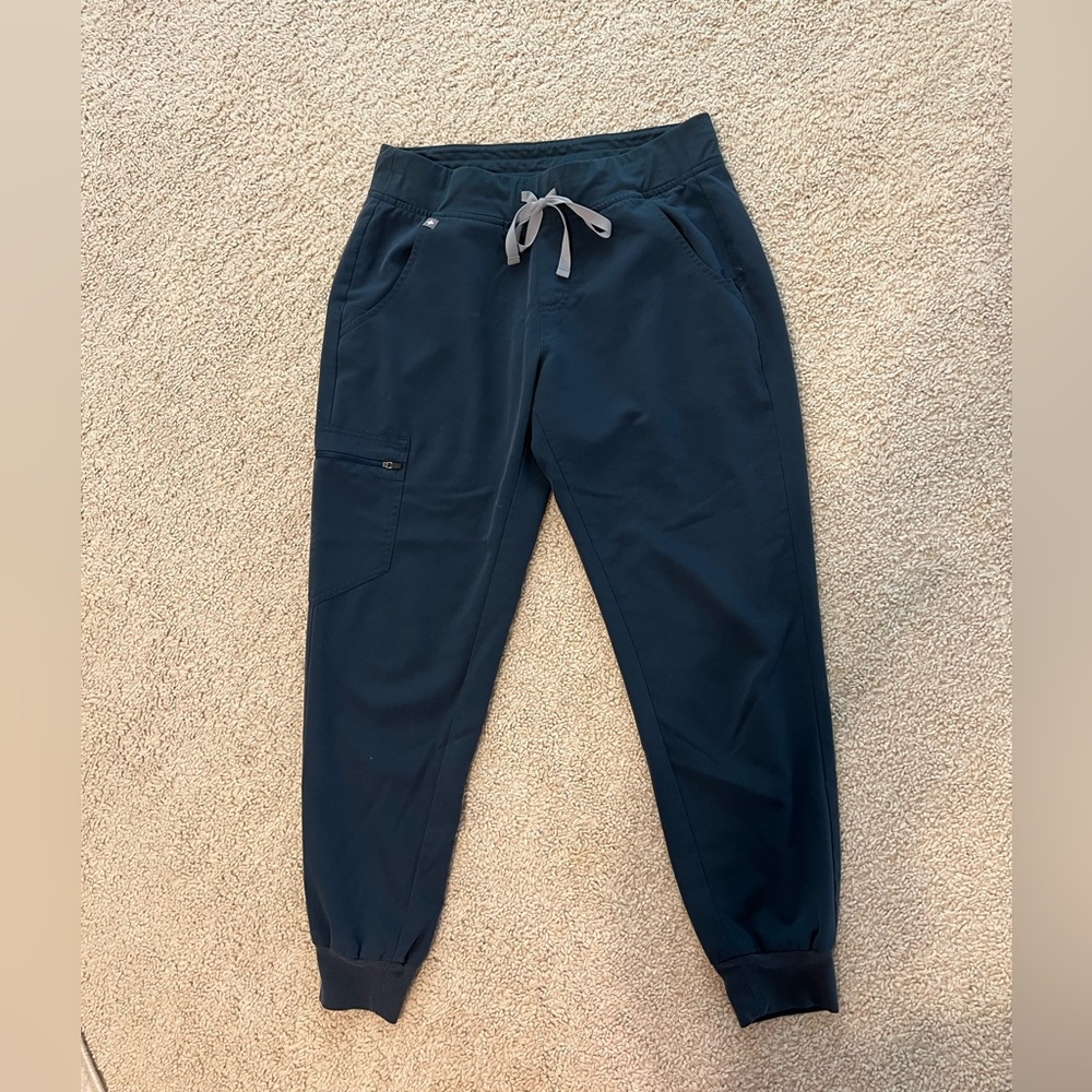 Women’s Figs Zamora Jogger scrub pants